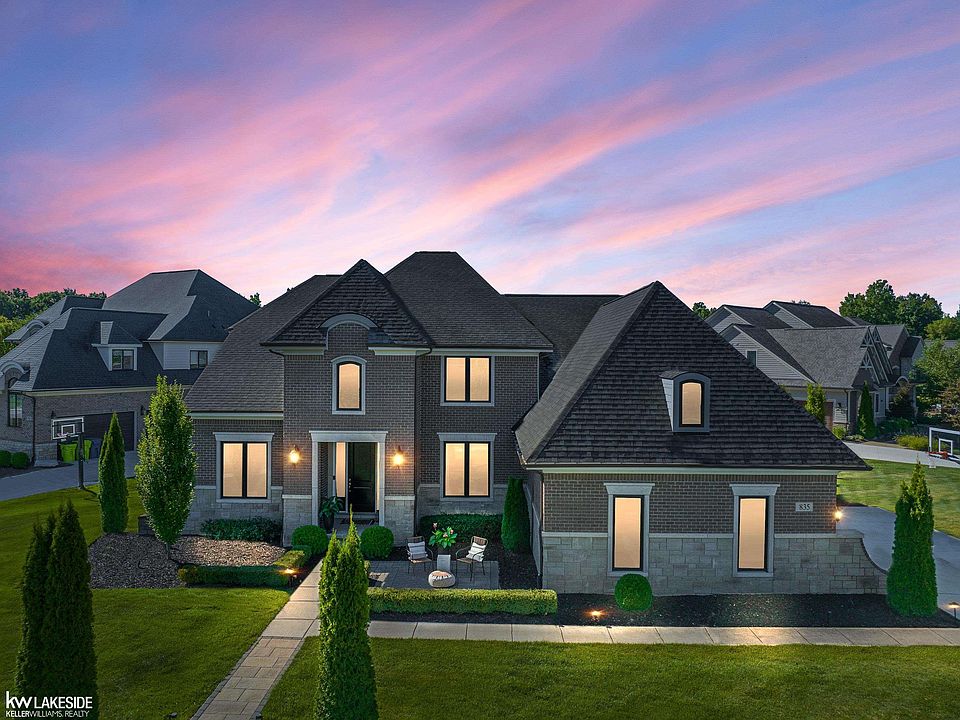 835 Southwick Ct, Oakland, MI 48363 Zillow