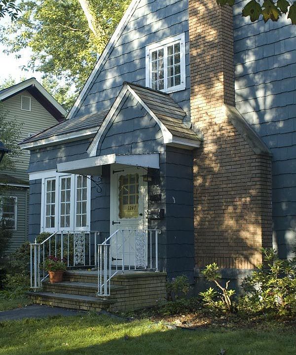 1st image of 1247 Myron St