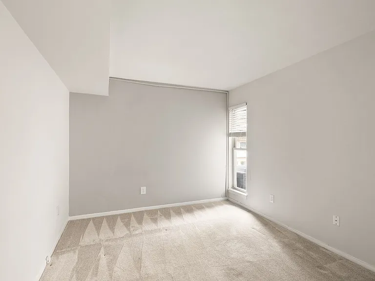 8511 Barrington Ct #S — Photo 21