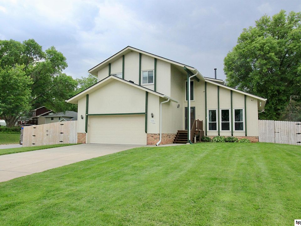 1st image of 3101 Leawood Dr