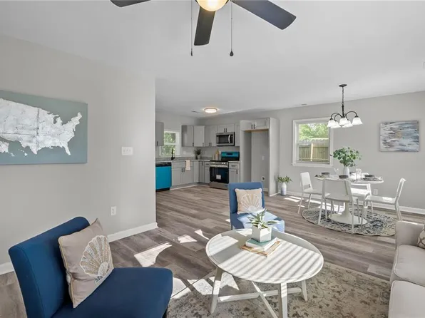 1411 Oakcrest Dr, Hampton, VA 23663