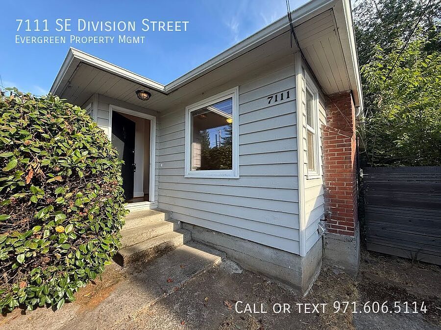1st image of 7111 SE Division St