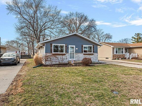 3rd image of 409 Sattley St