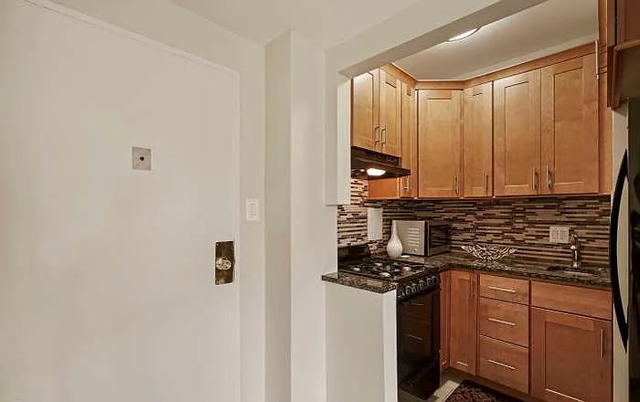 1727 Massachusetts Ave NW #705 — Photo 12