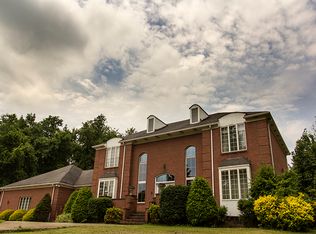 104 Meadow Ln, Belle Vernon, PA 15012