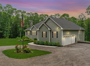 52 Pine Swamp Rd, Cumberland, RI 02864