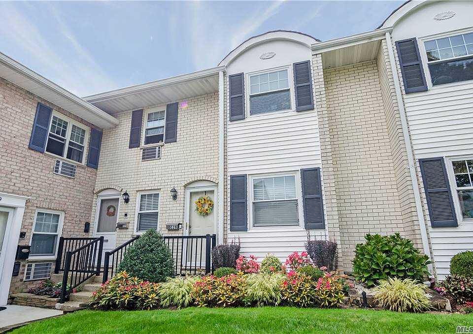 1st image of 10 Glen Hollow Dr APT C28