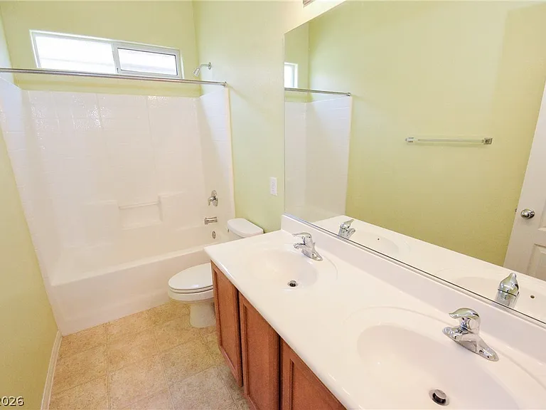 10624 Allegrini Dr — Photo 25
