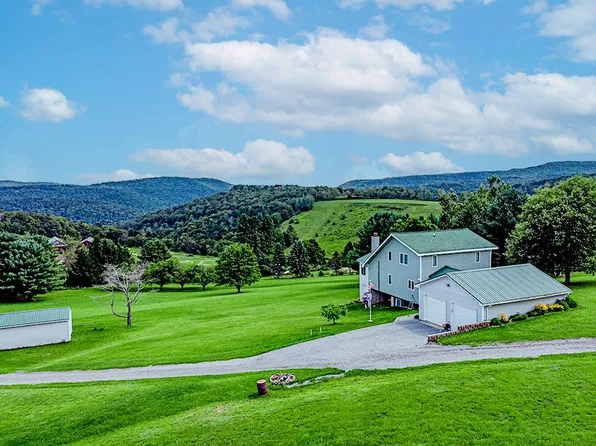 15 Yamaha Ln, Galeton, PA 16922