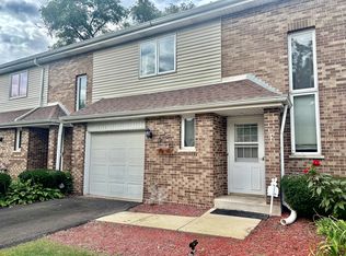10956 S 76th Ave Unit F, Palos Hills, IL 60465
