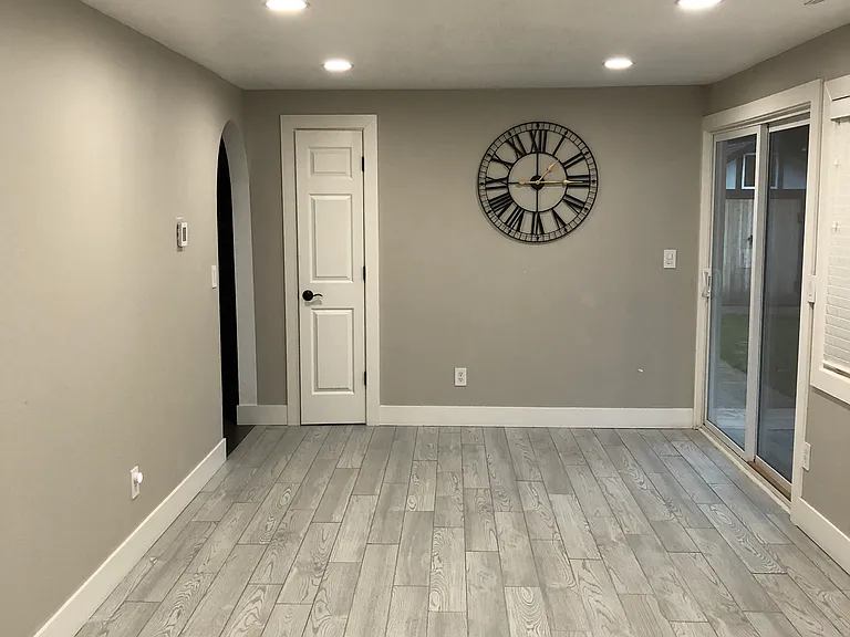 13425 NE 49th St — Photo 11