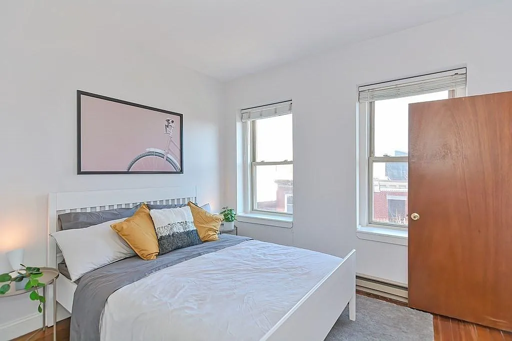 1 bed, 586 sqft, $2,450 — Photo 2