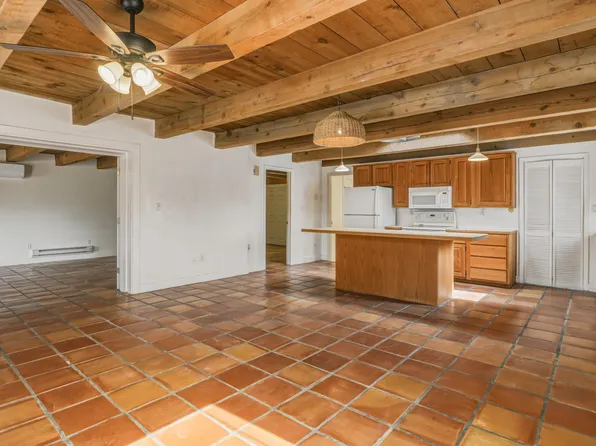 2416 Rice Ave NW, Albuquerque, NM 87104