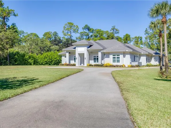 4885 Tamarind Ridge Dr, Naples, FL 34119