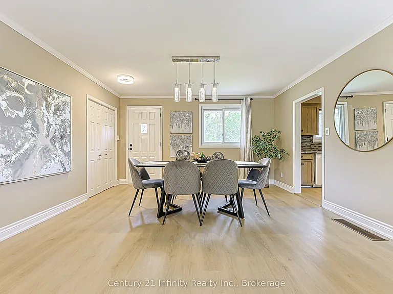 7 Robmar St — Photo 12