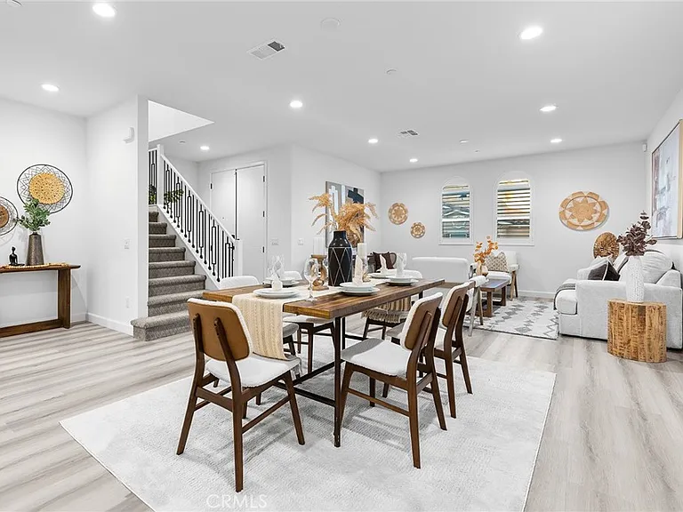 1359 Point Loma Pl — Photo 19