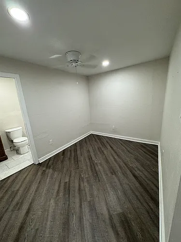 615 Parkview Ave Photo 1