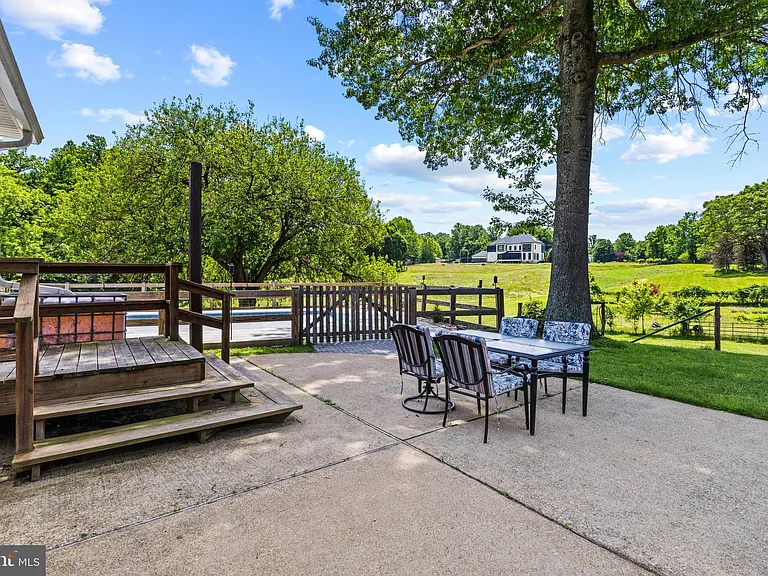 6510 Haviland Mill Rd — Photo 34