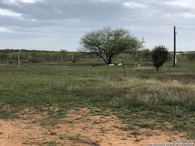 1st image of 1170 Atascosa County Road 101