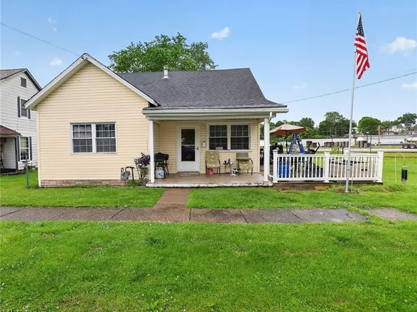 1403 Baird Ave, Cambridge, OH 43725