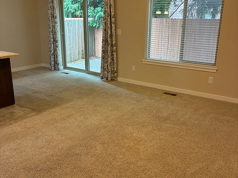 824 NE 109th Ct — Photo 18