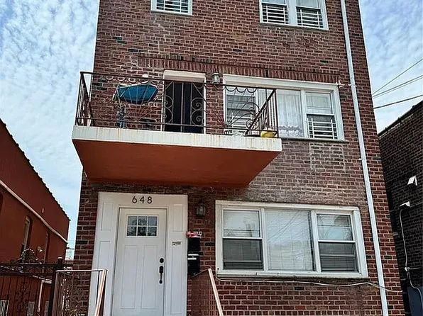 648 E 93rd St, Brooklyn, NY 11236