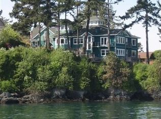 102 V Ave, Anacortes, WA 98221