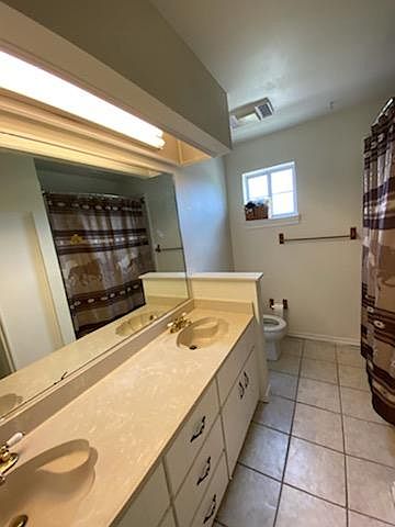 1st image of 901 Tori Ln