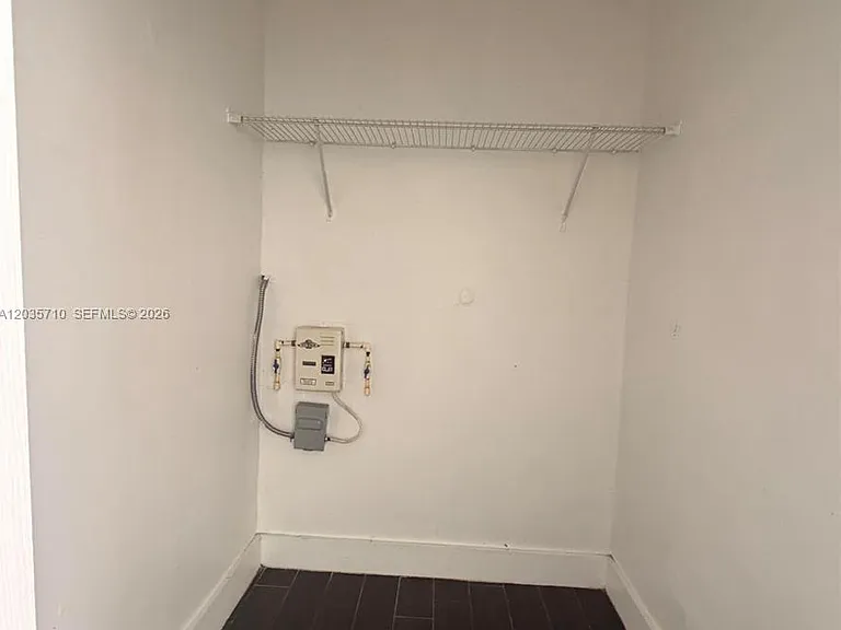 1040 NW 3rd Ave #5 — Photo 5