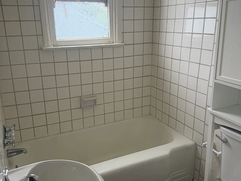 404 S 5th Ave #6 — Photo 10