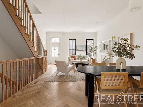 3rd image of 16 Goodwin Pl