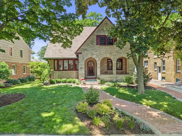 4637 N Murray AVENUE, Whitefish Bay, WI 53211
