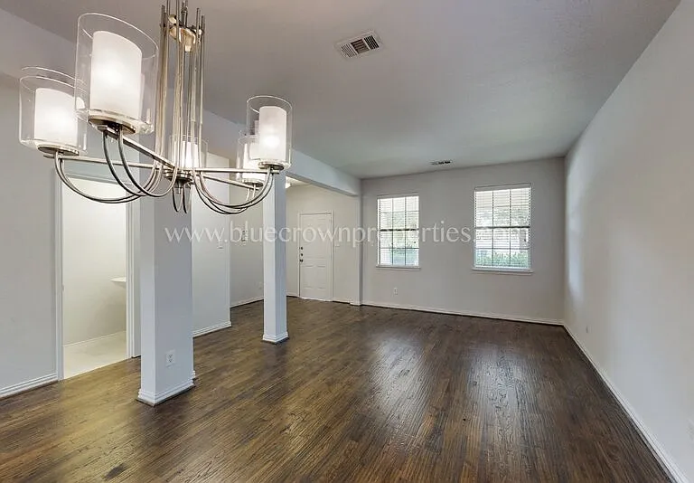 3208 Grant St — Photo 11