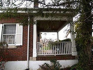 3rd image of 1123 W Main St