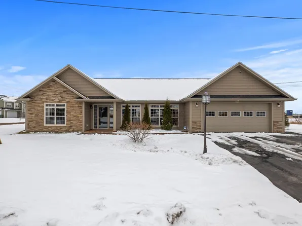 48 Mutch Cres, Charlottetown, PE C1E 3G4