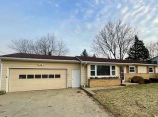 2914 Romence Rd, Portage, MI 49024