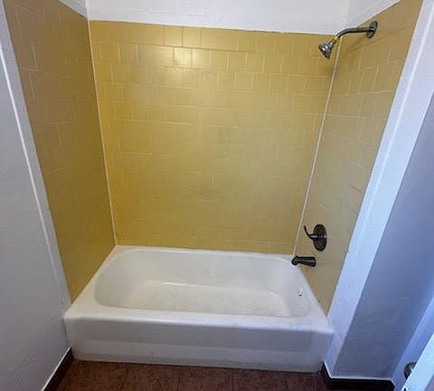 3rd image of 231 Sonora Dr #231
