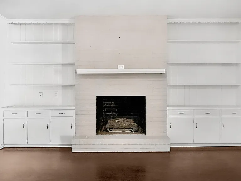 8351 Lullwater Dr — Photo 7
