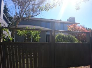 3440 W Viewmont Way W, Seattle, WA 98199