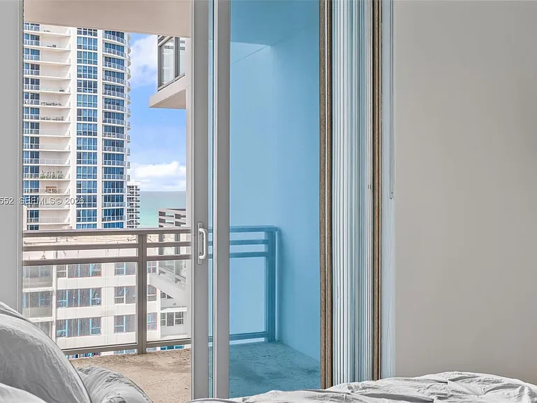 3535 S Ocean Dr #1703 — Photo 36