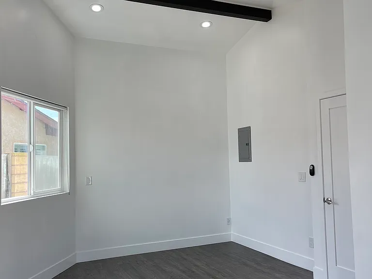 BEDROOM #2