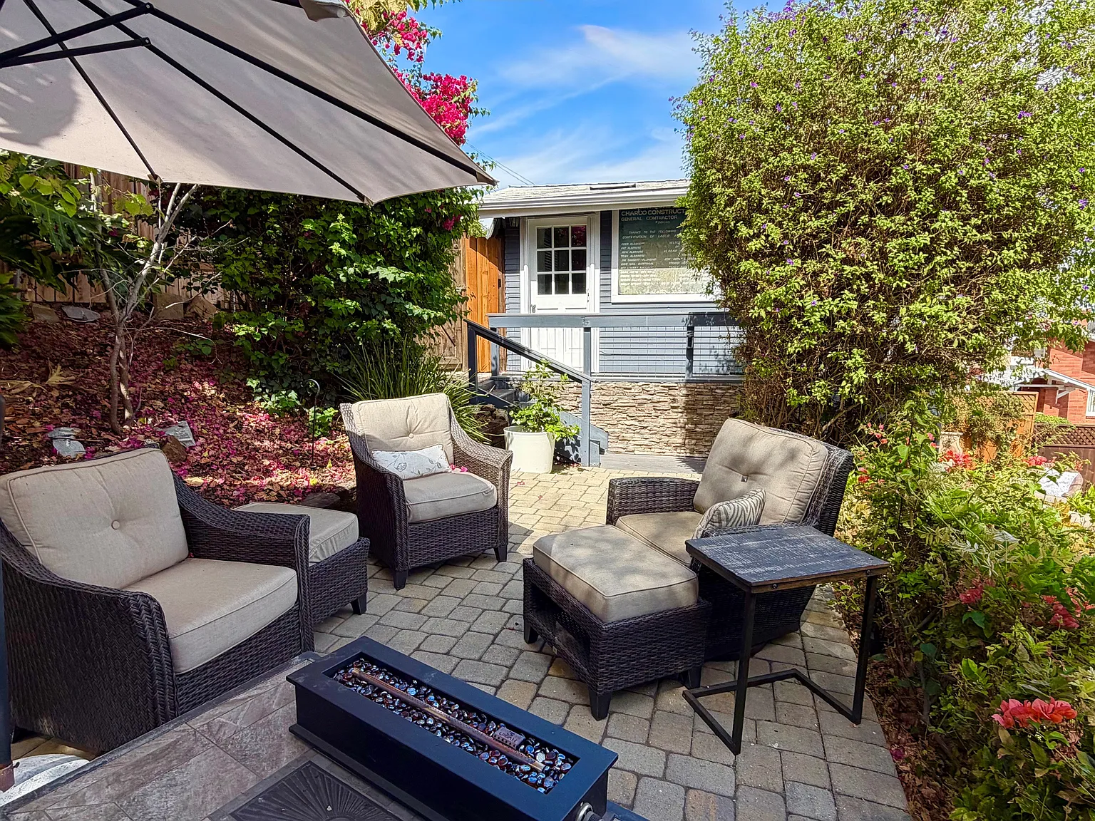 Studio, 250 sqft, $1,925 — Photo 2