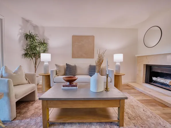 900 Terra California Dr APT 2, Walnut Creek, CA 94595