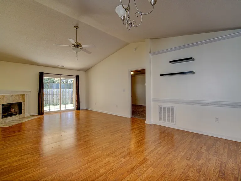 705 W Sago Ct — Photo 10