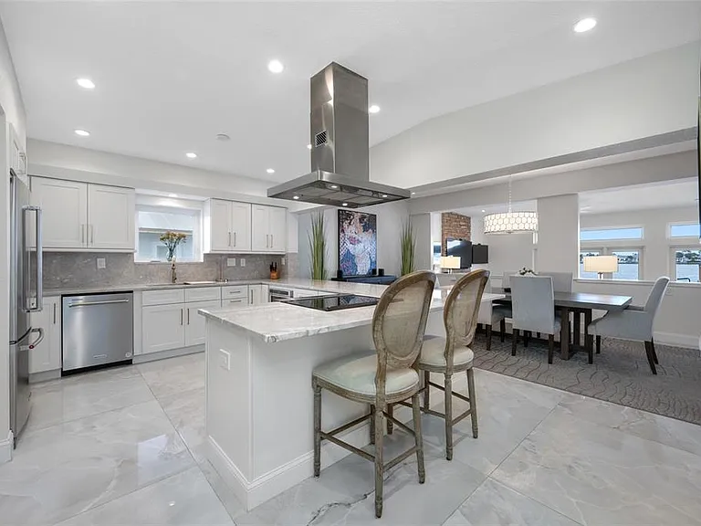 540 59th Ave — Photo 34
