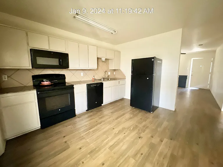 1008 Circle M Dr #D — Photo 23