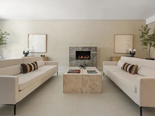 966 Bergen Street image 6 of 35