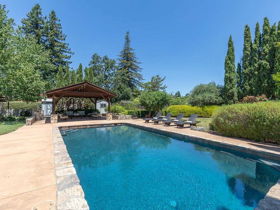 1046 Ross Cir Napa CA 94558 Zillow