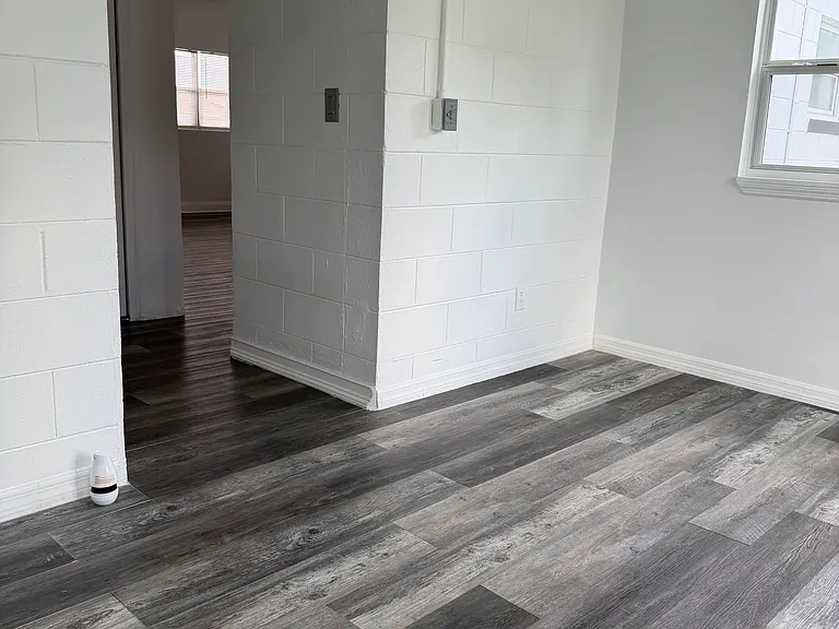4870 Seminole Ave — Photo 33