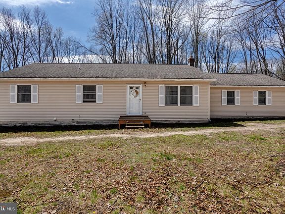 2nd image of 152 Mount Jefferson Dr